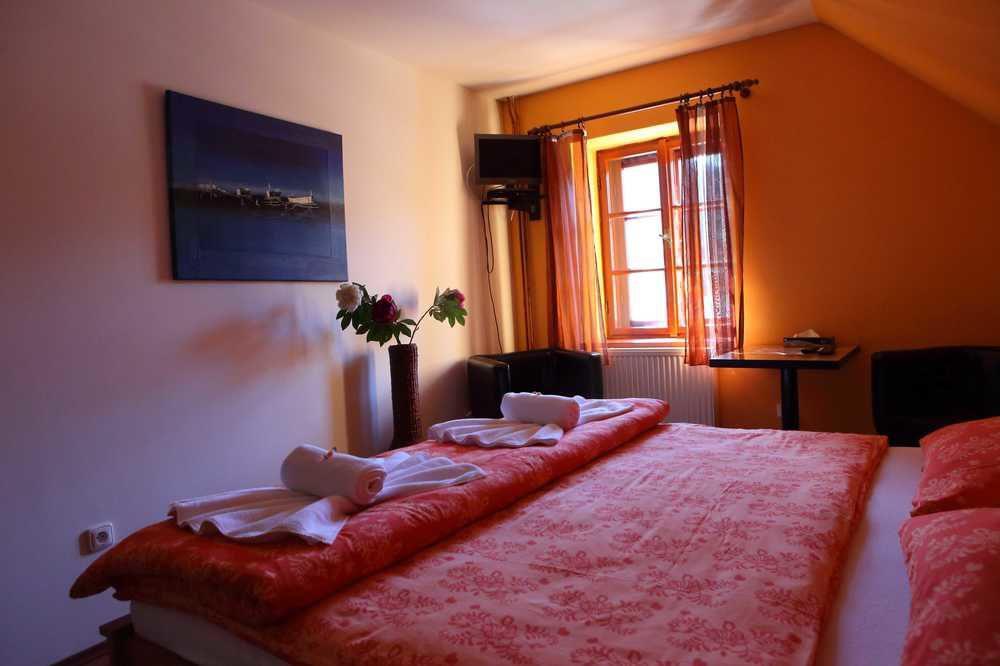 Hotel U Martina - Kocabka Rozmberk Nad Vltavou Luaran gambar